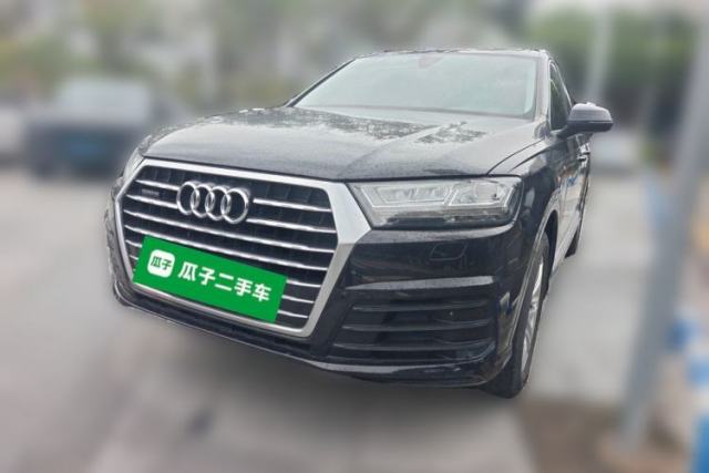 Used Audi Q7 2018 40 TFSI Comfort Model