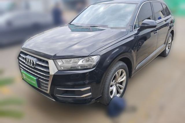 Used Audi Q7 2018 40 TFSI Comfort Model