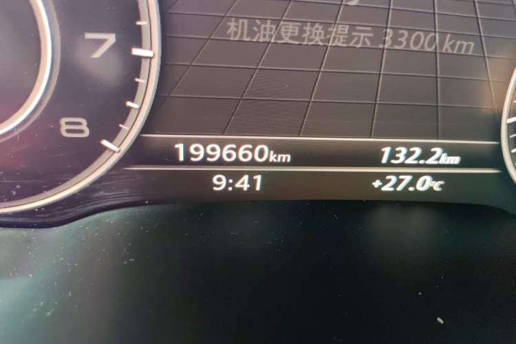 Used Audi Q7 2018 45 TFSI Technology Edition Odometer Close Up