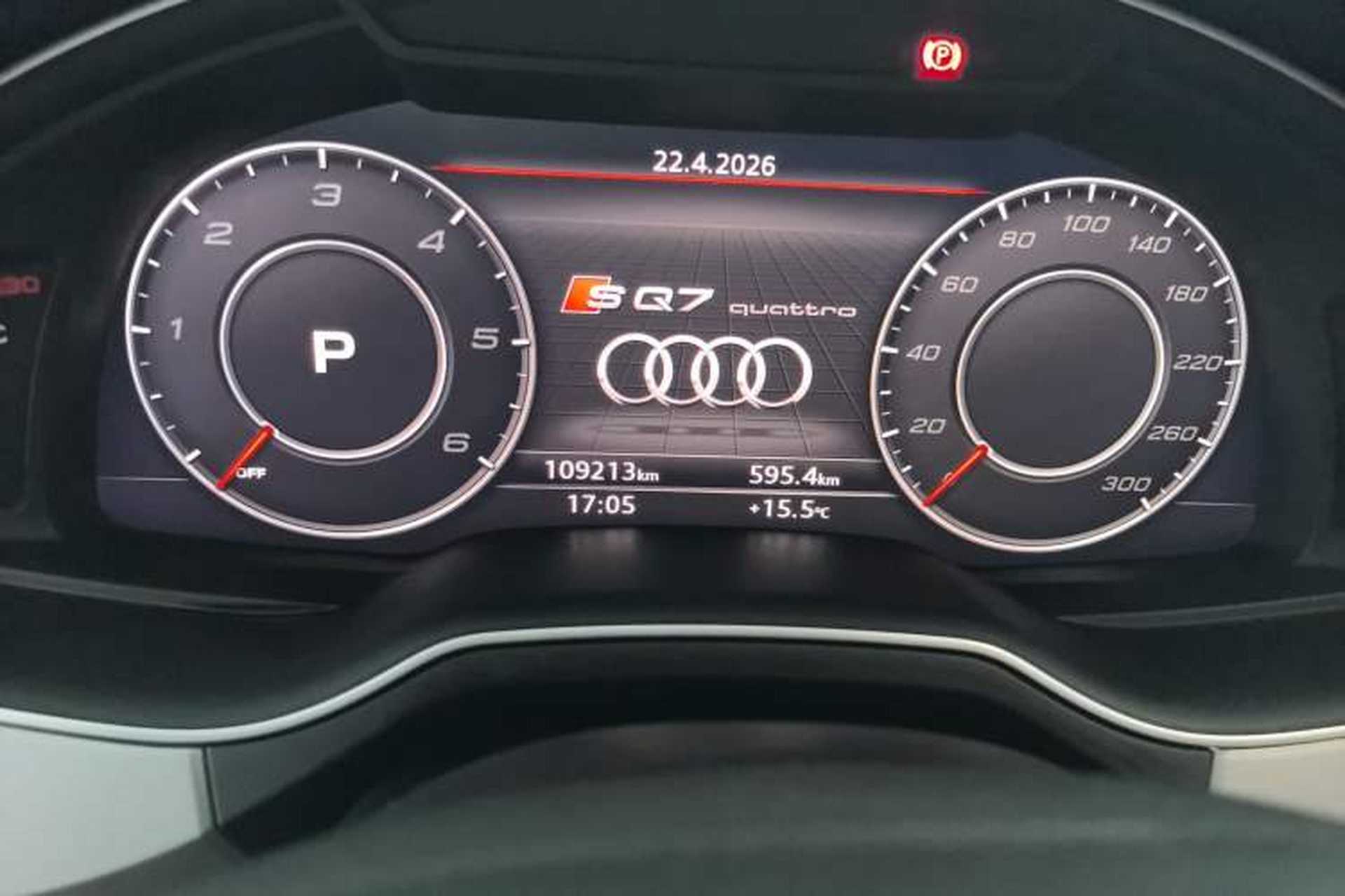 Used Audi Q7 2018 45 TFSI Technology Edition Odometer Close Up