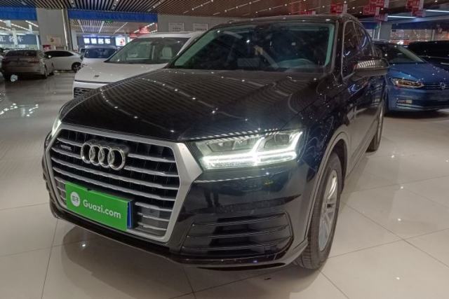 Used Audi Q7 2018 40 TFSI Comfort Model