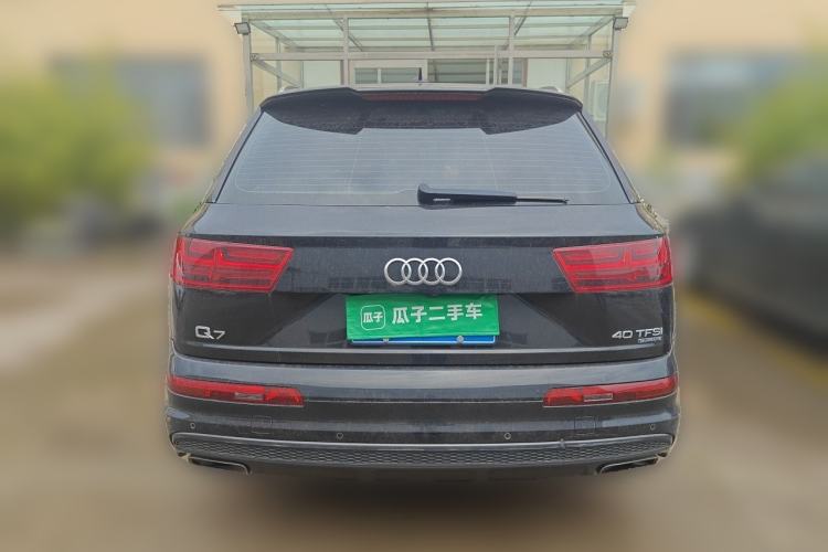 Used Audi Q7 2018 40 TFSI Comfort Model Rear