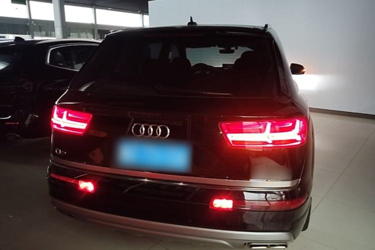 Used Audi Q7 2018 45 TFSI Technology Edition Rear