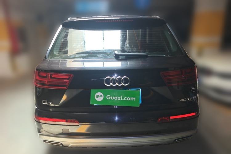 Used Audi Q7 2018 40 TFSI Comfort Model Rear