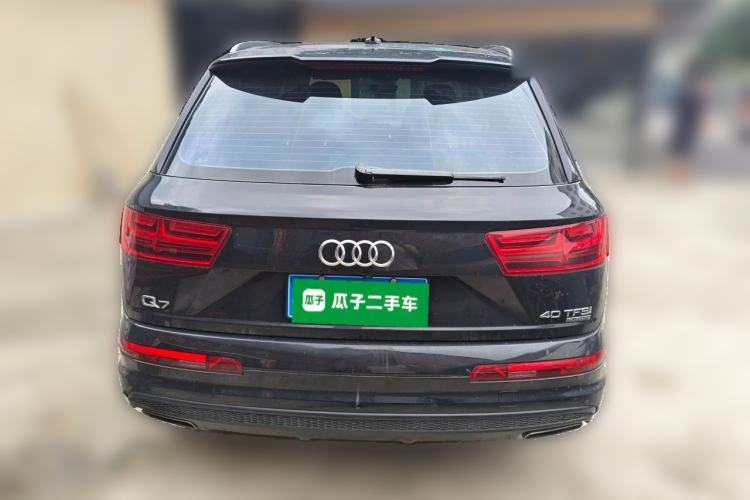 Used Audi Q7 2018 40 TFSI Comfort Model Rear