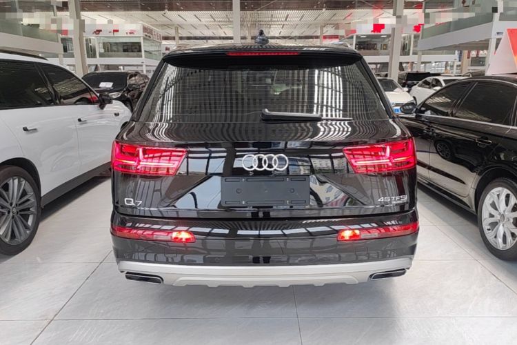 Used Audi Q7 2018 45 TFSI Technology Edition Rear