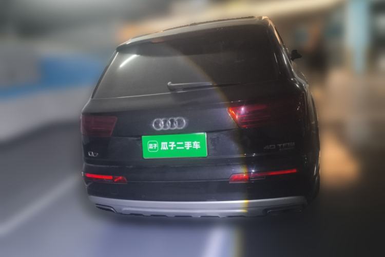 Used Audi Q7 2018 40 TFSI Comfort Model Rear