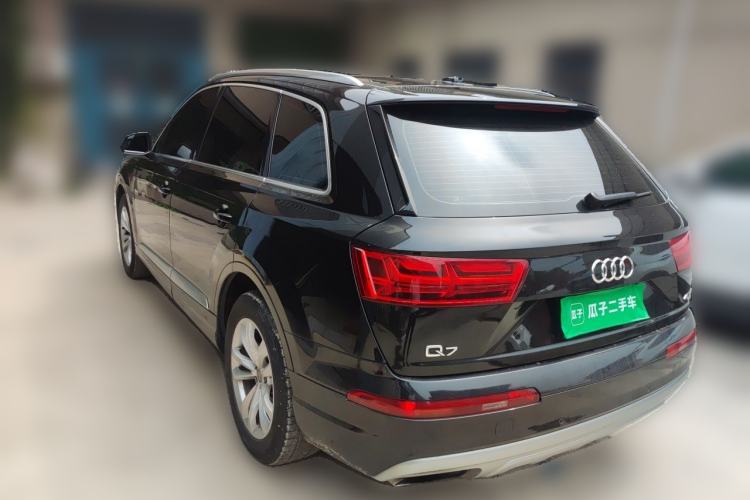 Used Audi Q7 2018 45 TFSI Technology Edition Rear Left 45 Deg