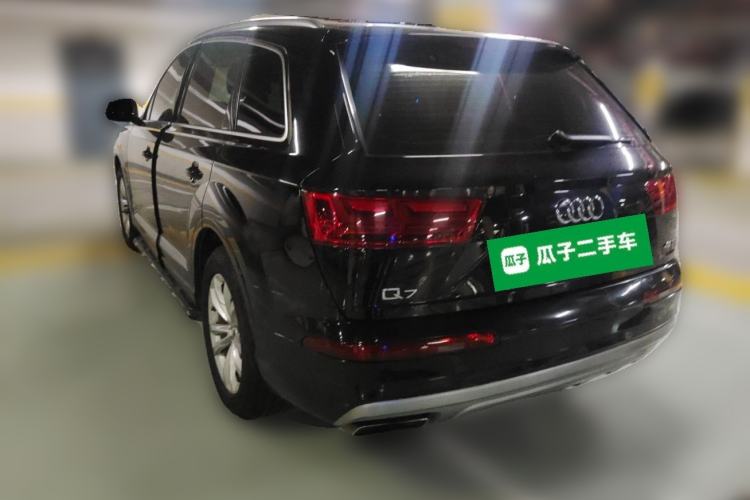 Used Audi Q7 2018 45 TFSI Technology Edition Rear Left 45 Deg
