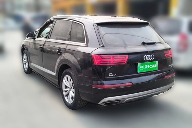 Used Audi Q7 2018 45 TFSI Technology Edition Rear Left 45 Deg