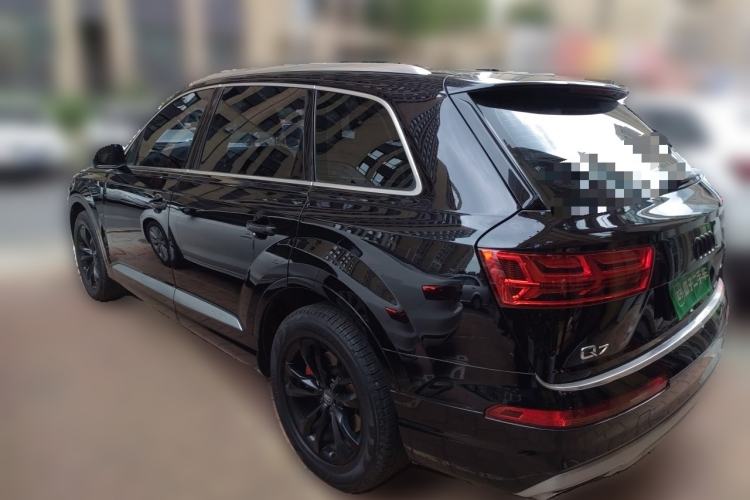Used Audi Q7 2018 45 TFSI Technology Edition Rear Left 45 Deg