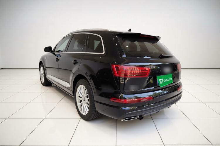 Used Audi Q7 2018 45 TFSI S line Sport Edition Rear Left 45 Deg
