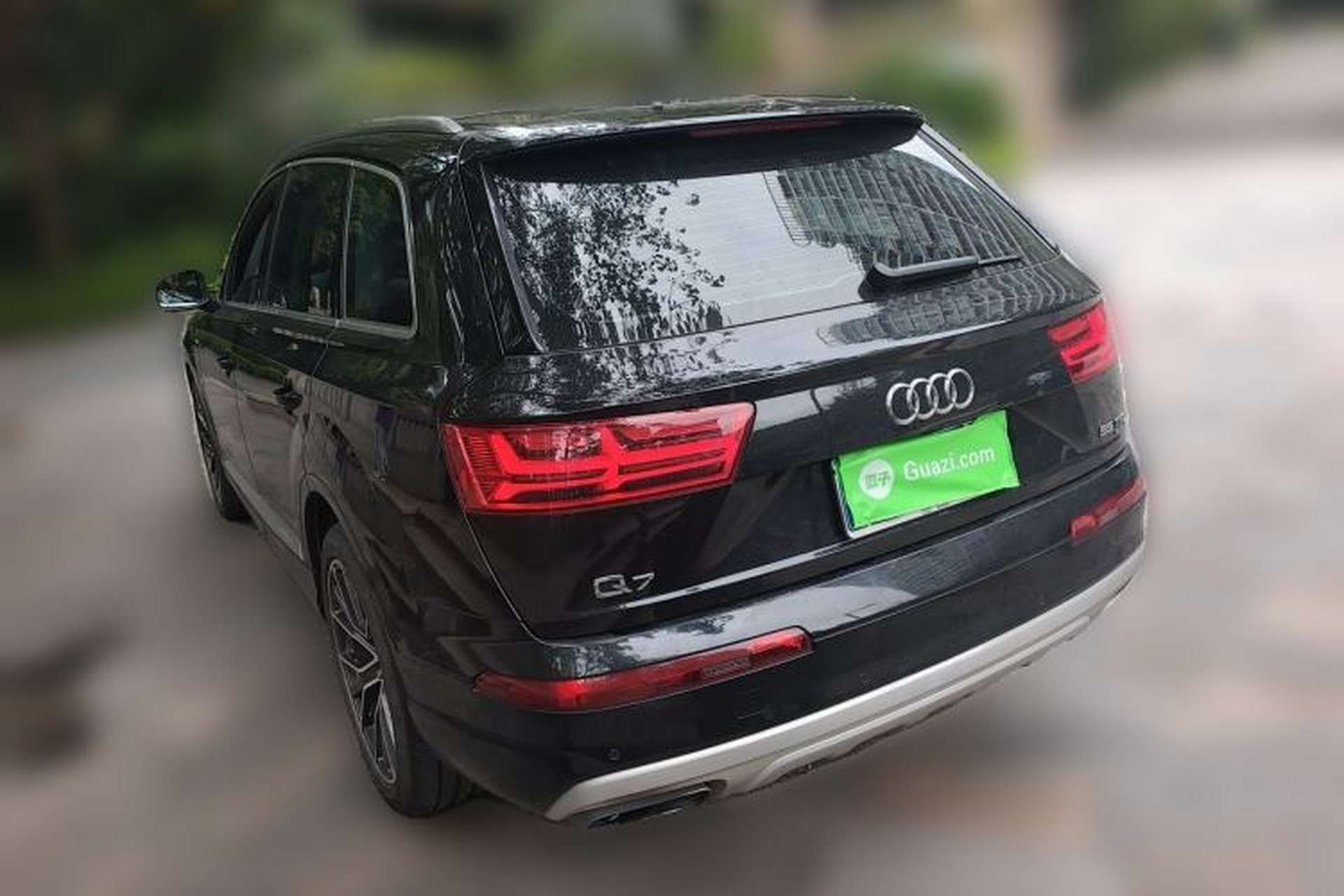 Used Audi Q7 2018 45 TFSI Technology Edition Rear Left 45 Deg