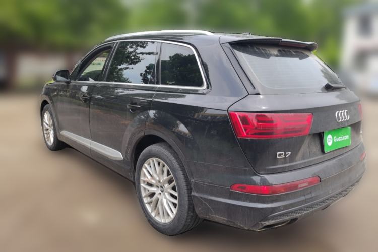 Used Audi Q7 2018 45 TFSI Technology Edition Rear Left 45 Deg