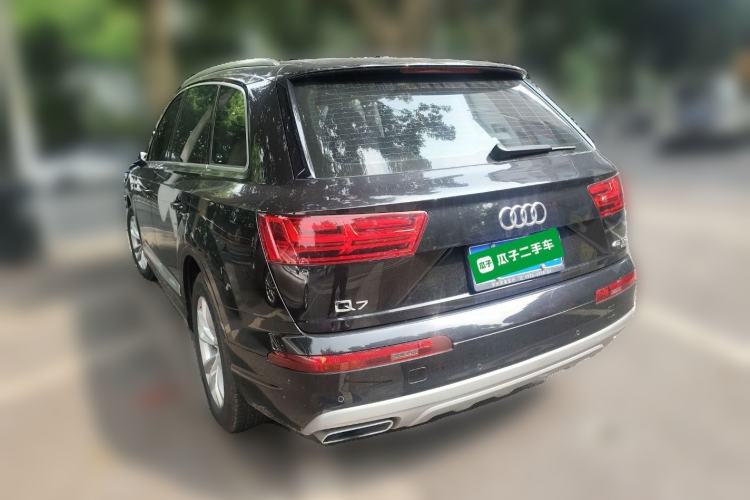 Used Audi Q7 2018 45 TFSI Technology Edition Rear Left 45 Deg