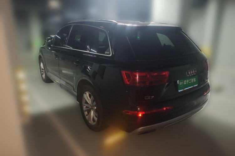 Used Audi Q7 2018 45 TFSI Technology Edition Rear Left 45 Deg