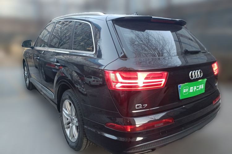 Used Audi Q7 2018 40 TFSI S line Sport Edition Rear Left 45 Deg