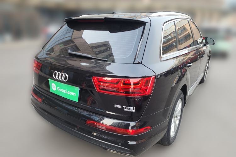 Used Audi Q7  Rear Right 45 Deg