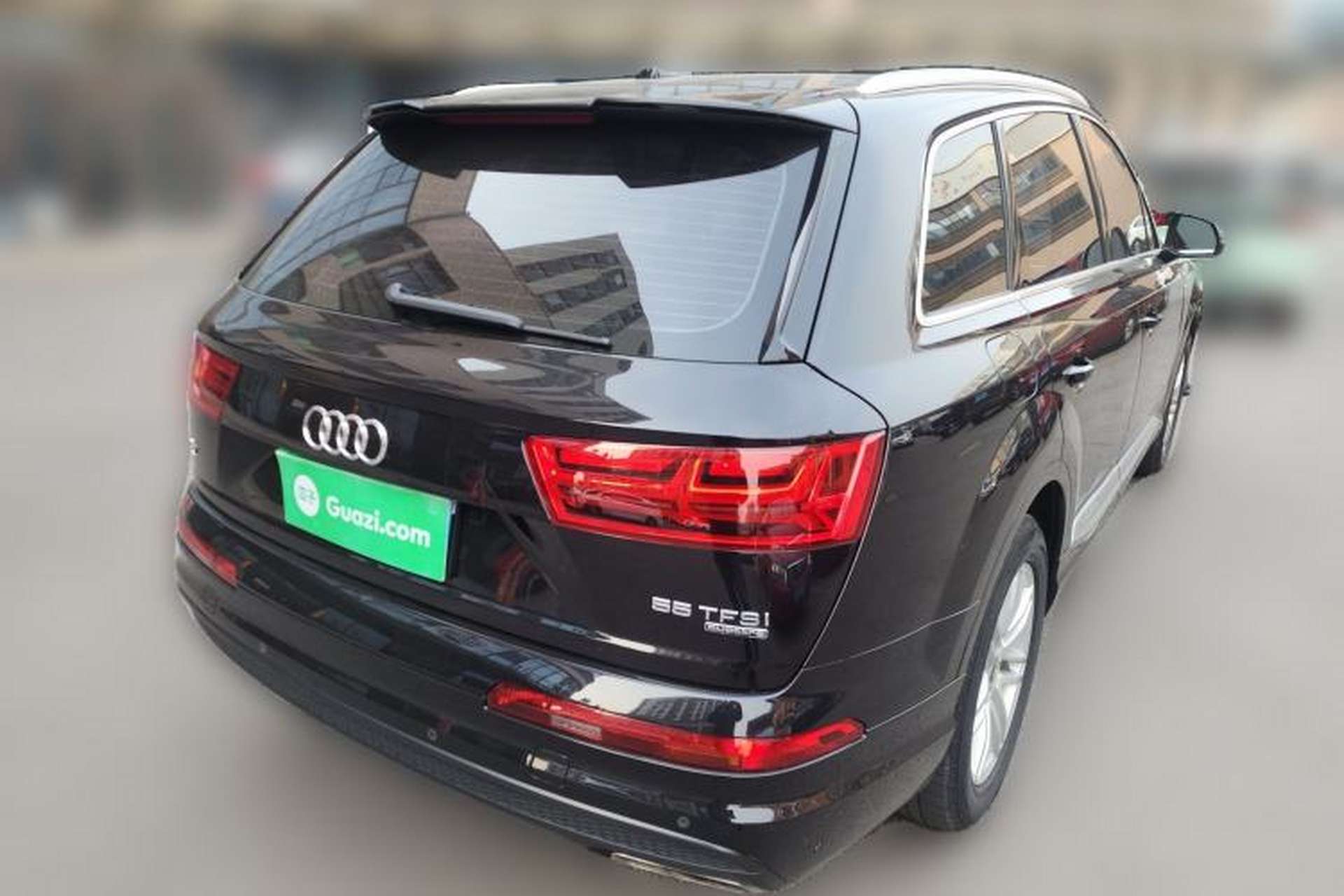 Used Audi Q7  Rear Right 45 Deg