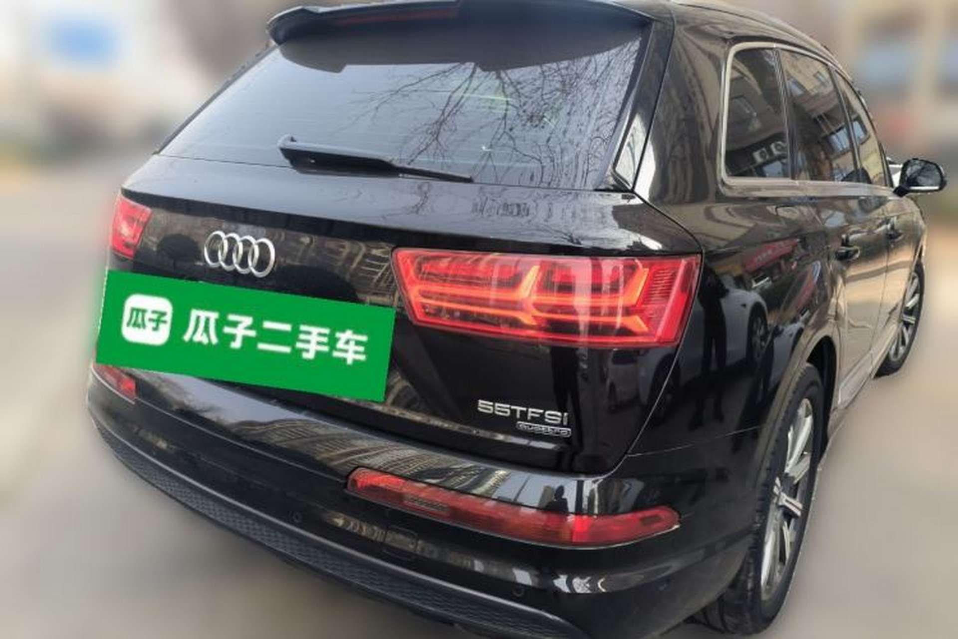 Used Audi Q7 2018 45 TFSI Technology Edition Rear Right 45 Deg