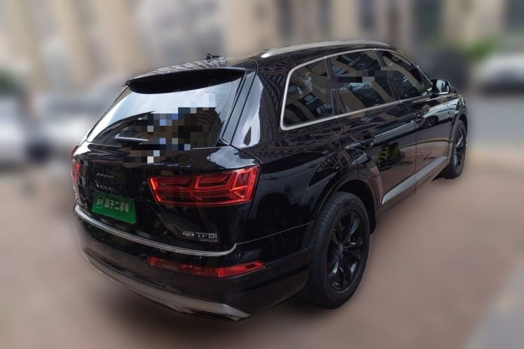 Used Audi Q7 2018 45 TFSI Technology Edition Rear Right 45 Deg