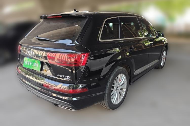 Used Audi Q7 2018 45 TFSI S line Sport Edition Rear Right 45 Deg