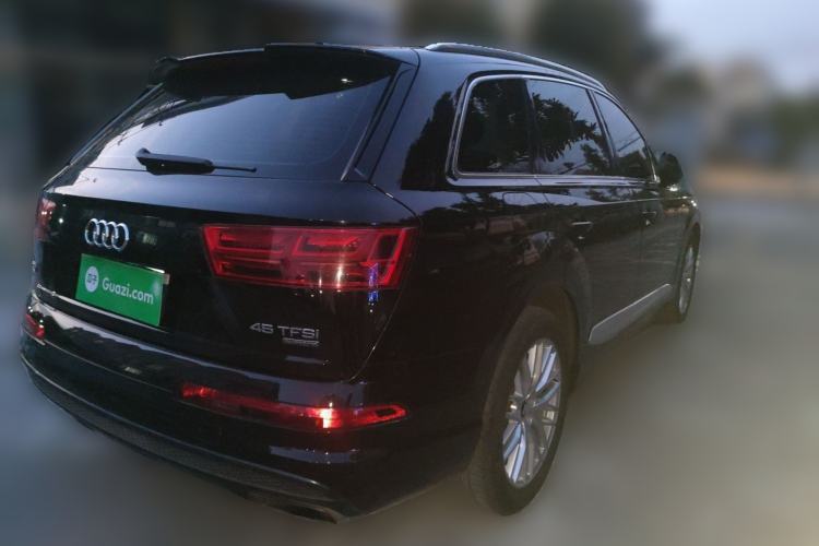 Used Audi Q7 2018 45 TFSI S line Sport Edition Rear Right 45 Deg