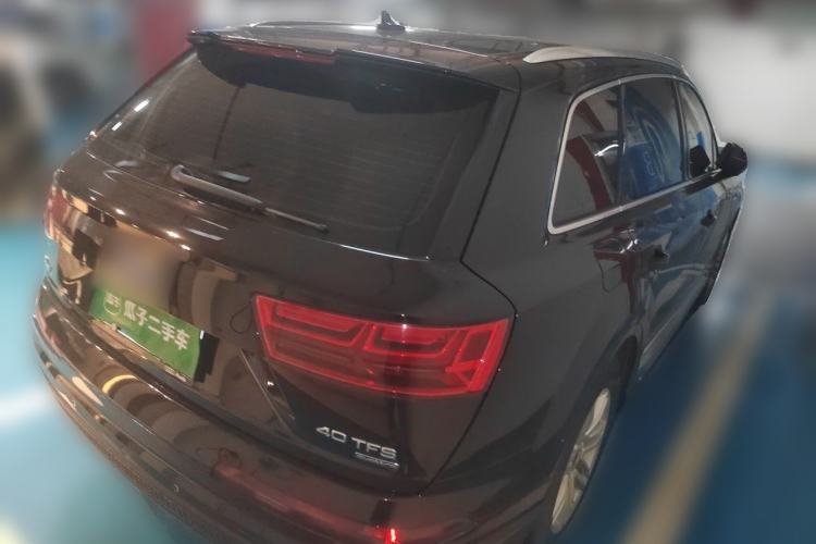 Used Audi Q7 2018 40 TFSI S line Sport Edition Rear Right 45 Deg
