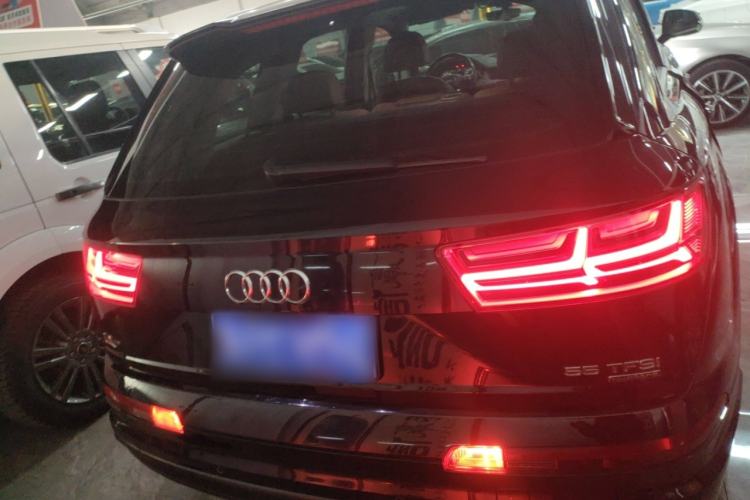 Used Audi Q7 2018 45 TFSI Technology Edition Rear
