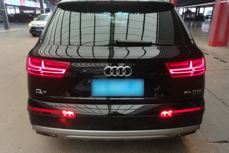 Used Audi Q7 2018 45 TFSI Technology Edition Rear