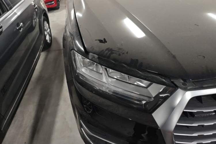Used Audi Q7 2018 45 TFSI Technology Edition Right Front Headlight