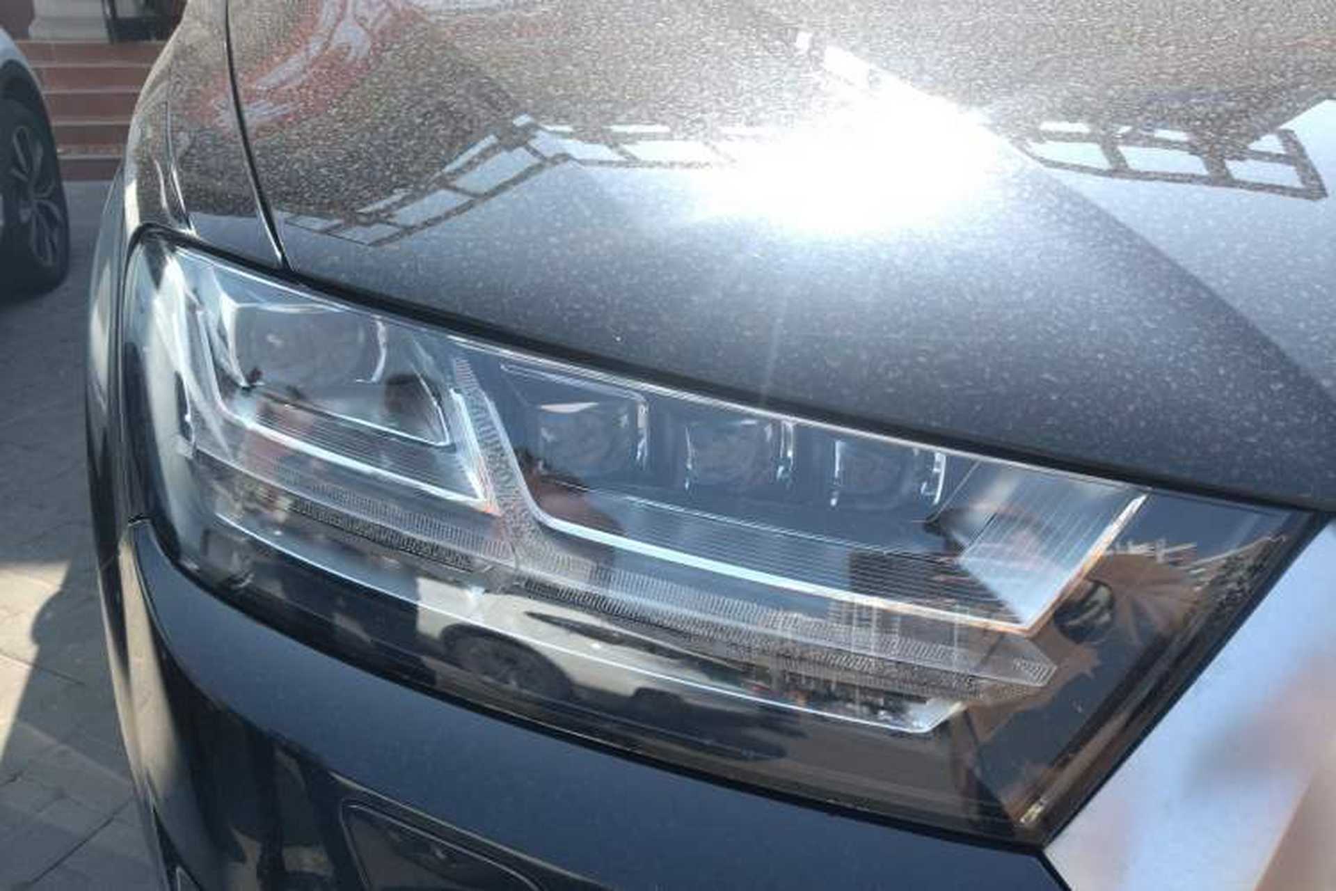 Used Audi Q7 2018 45 TFSI Prestige Edition Right Front Headlight