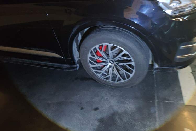 Used Audi Q7 2018 45 TFSI Technology Edition Right Front Wheel Hub