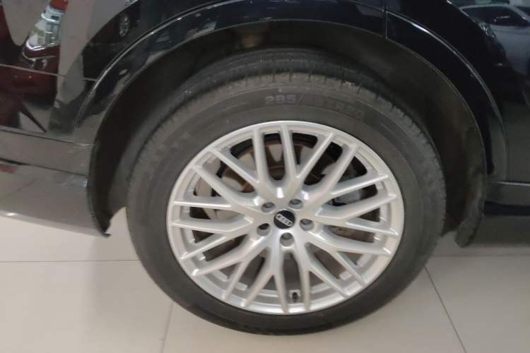 Used Audi Q7 2018 45 TFSI Technology Edition Right Rear Wheel Hub