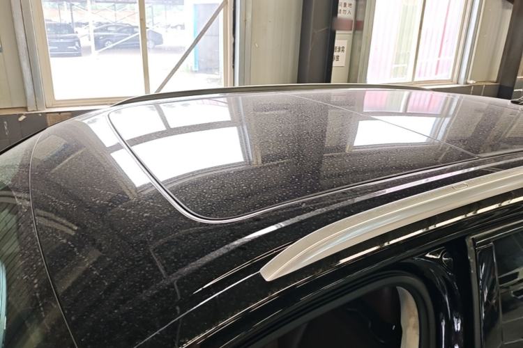Used Audi Q7 2018 40 TFSI Comfort Model Roof