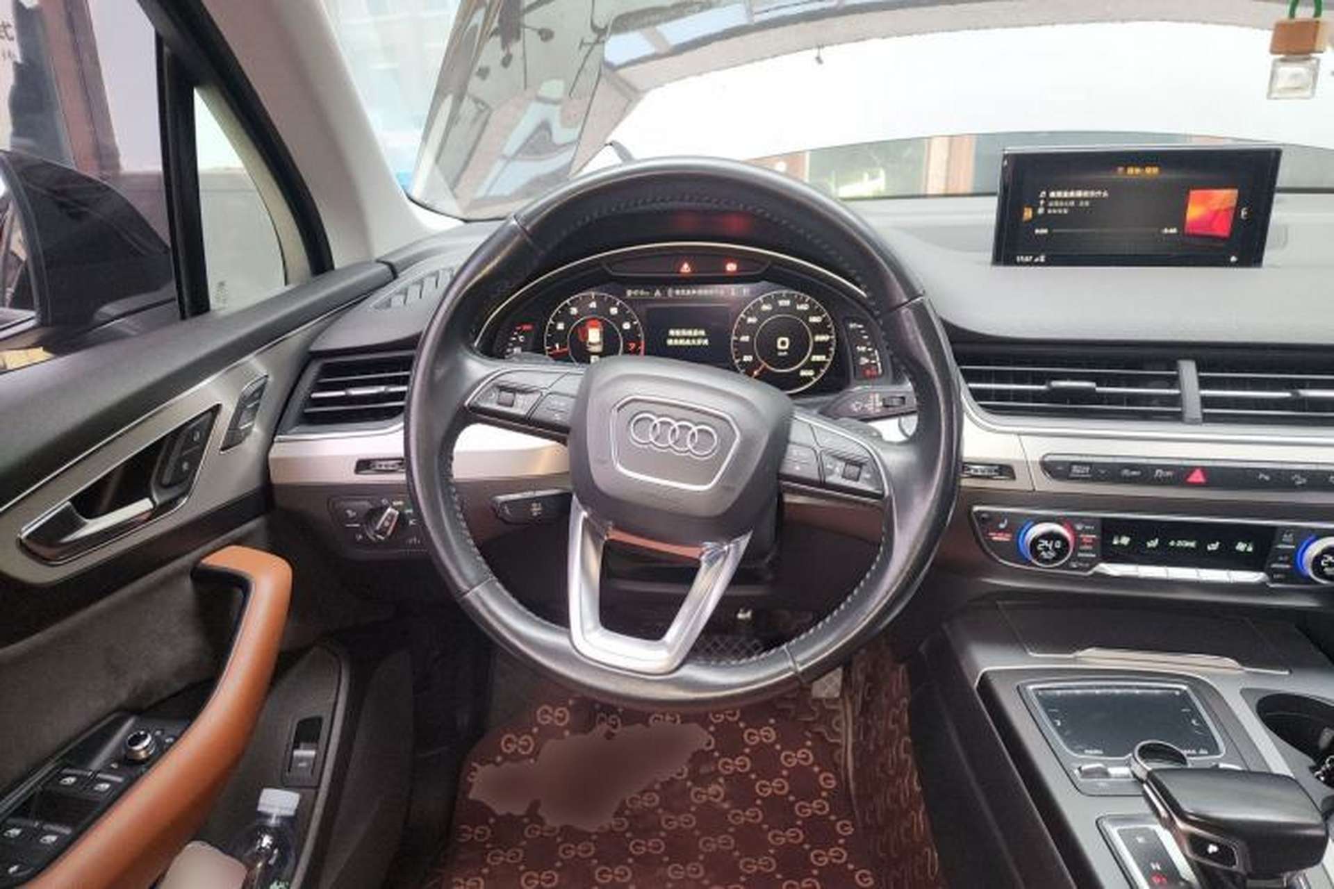 Used Audi Q7  Steering Wheel