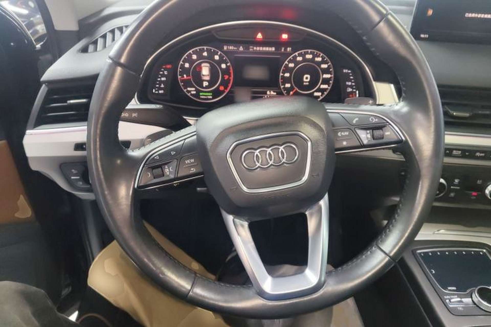 Used Audi Q7 2018 45 TFSI Technology Edition Steering Wheel