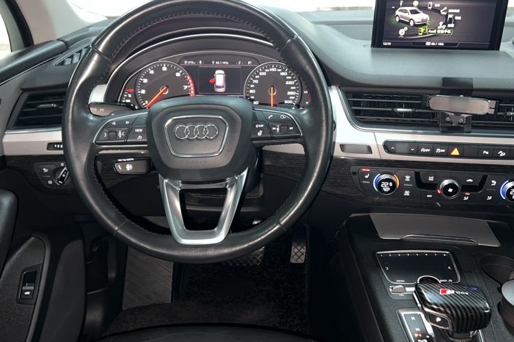Used Audi Q7 2018 3.0T Prestige Middle East Version Steering Wheel