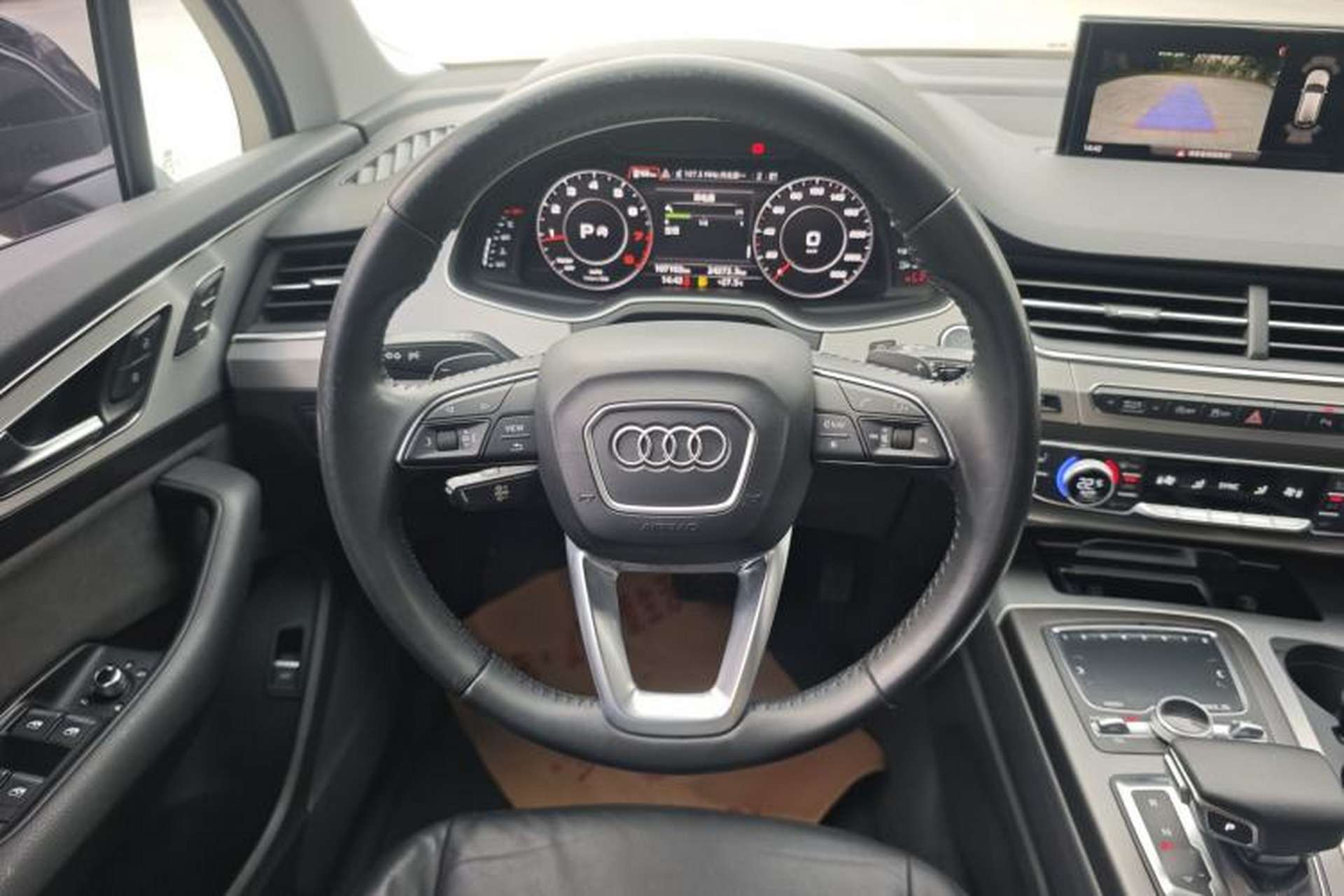 Used Audi Q7 2018 40 TFSI S line Sport Edition Steering Wheel
