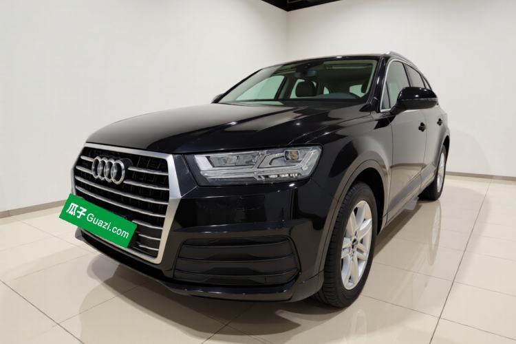 Used Audi Q7 2018 40 TFSI Comfort Model Guazi used car, China used car export, Used car for sale, Used cars, Cheapest cars for sale