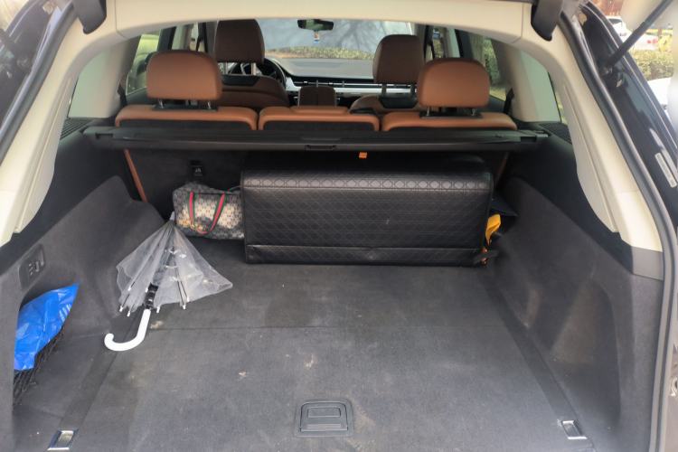 Used Audi Q7 2018 45 TFSI Technology Edition Trunk
