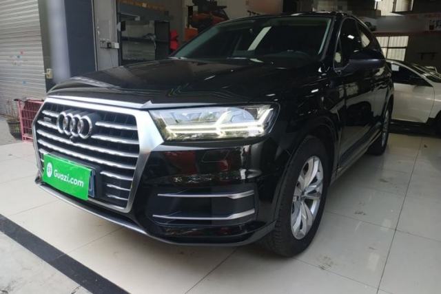 Used Audi Q7 2018 40 TFSI Comfort Model