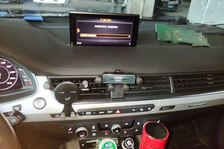 Used Audi Q7 2018 40 TFSI Comfort Model Audio And AC Panel