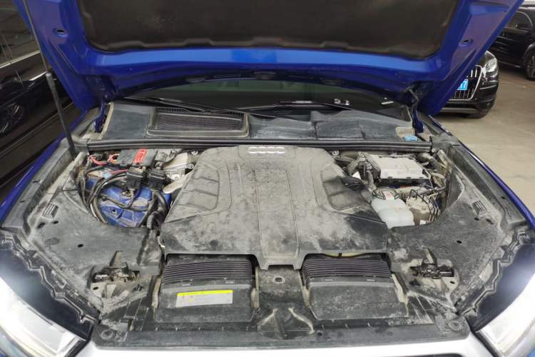 Used Audi Q7 2018 45 TFSI S line Sport Edition Engine Bay