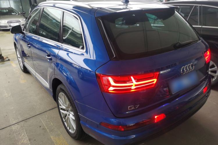 Used Audi Q7 2018 45 TFSI S line Sport Edition Exterior 2