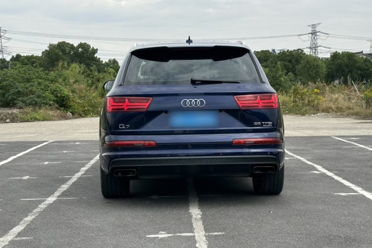 Used Audi Q7 2018 45 TFSI S line Sport Edition Exterior 2