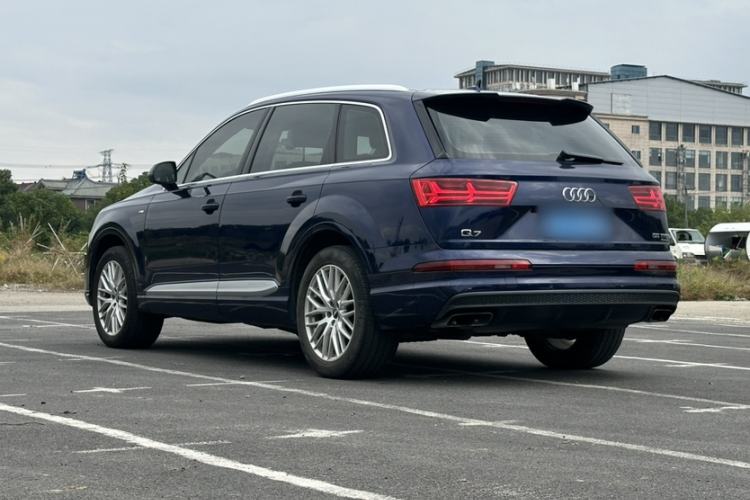 Used Audi Q7 2018 45 TFSI S line Sport Edition Exterior 5