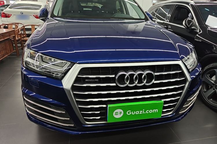 Used Audi Q7 2018 40 TFSI Comfort Model Front