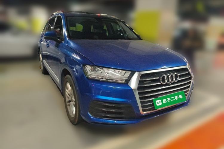 Used Audi Q7 2018 40 TFSI S line Sport Edition Front Right 45 Deg