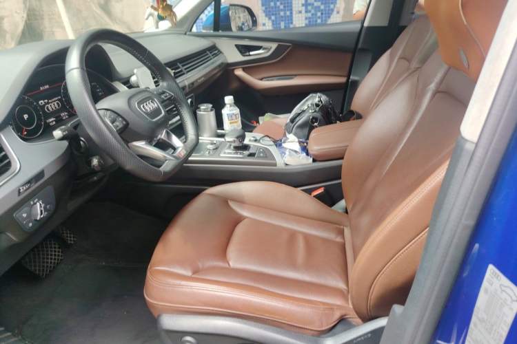 Used Audi Q7 2018 40 TFSI Comfort Model Left Front Seat
